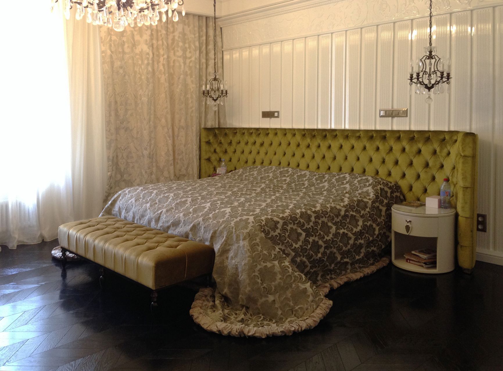 Дизайн спальни в стиле итальянский шик