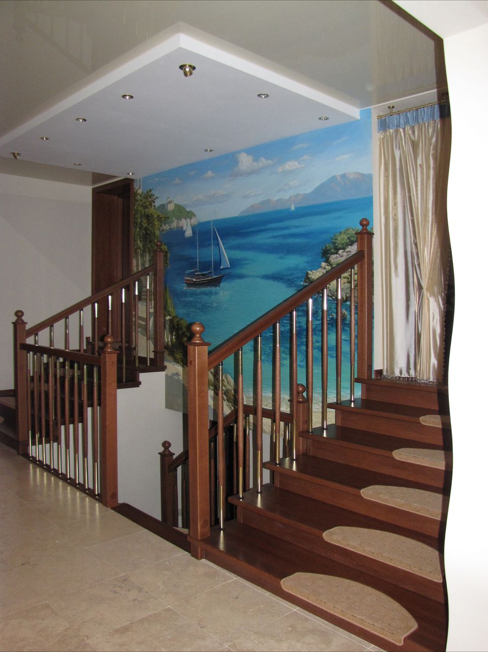 Текстильный декор холла - лестницы